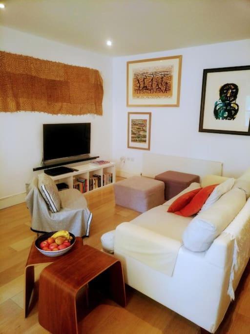 Appartamento Superior 5* Kensington, London Flat + Free Wi-Fi Esterno foto