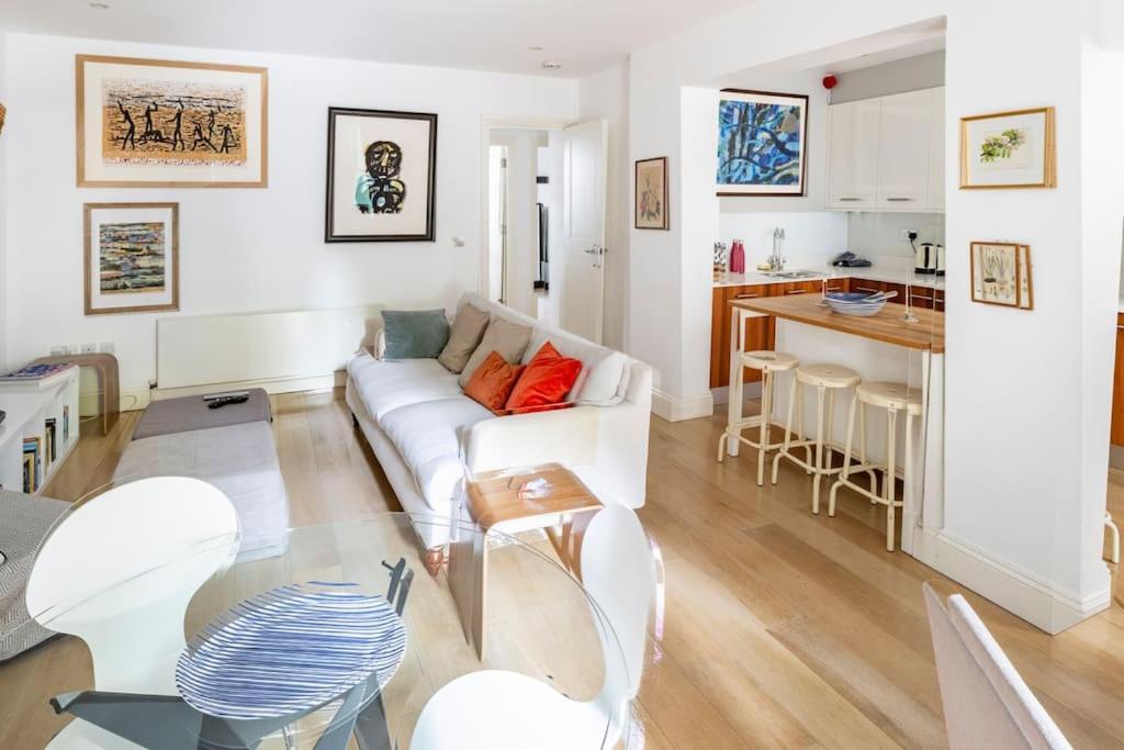 Appartamento Superior 5* Kensington, London Flat + Free Wi-Fi Esterno foto